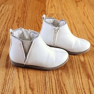 Carter's White boots Size 8